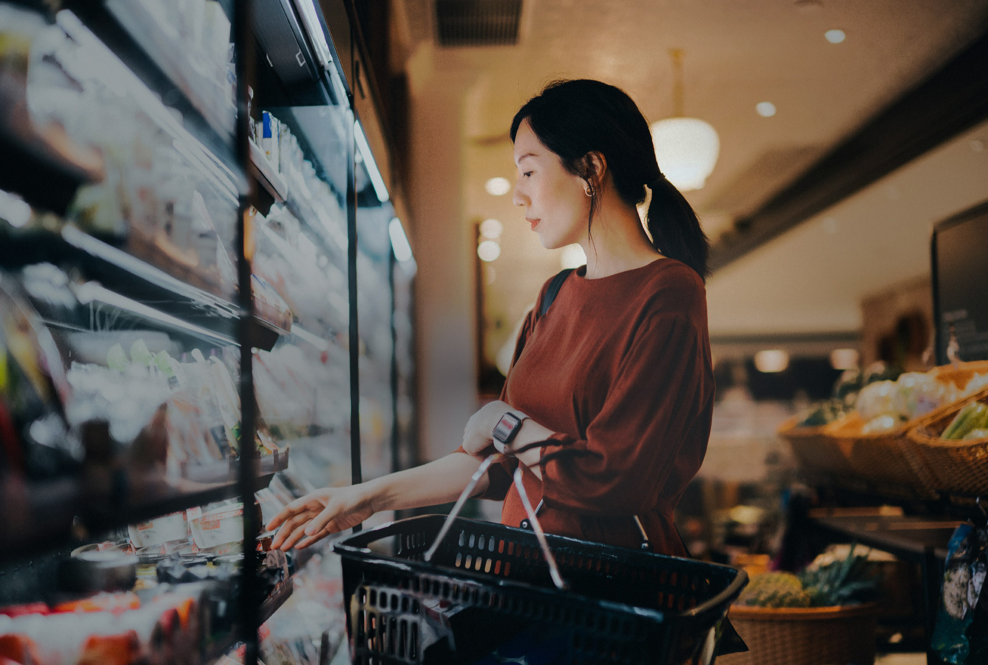 WOMAN AT GROCERY STORE